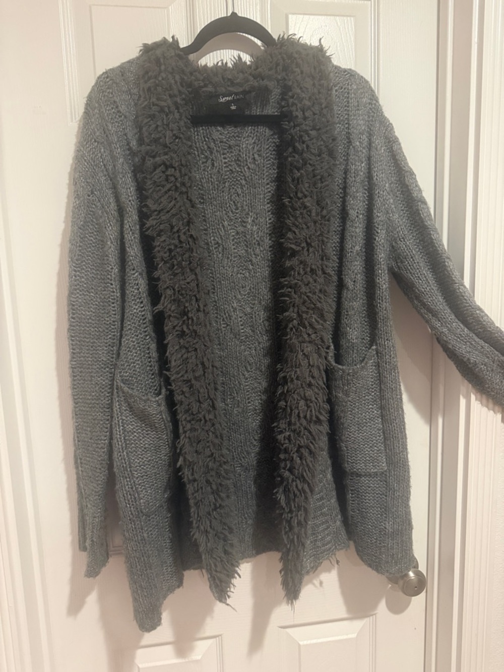 Sweet Rain Gray Open-Front Knit Cardigan with Faux-Sherpa Trim